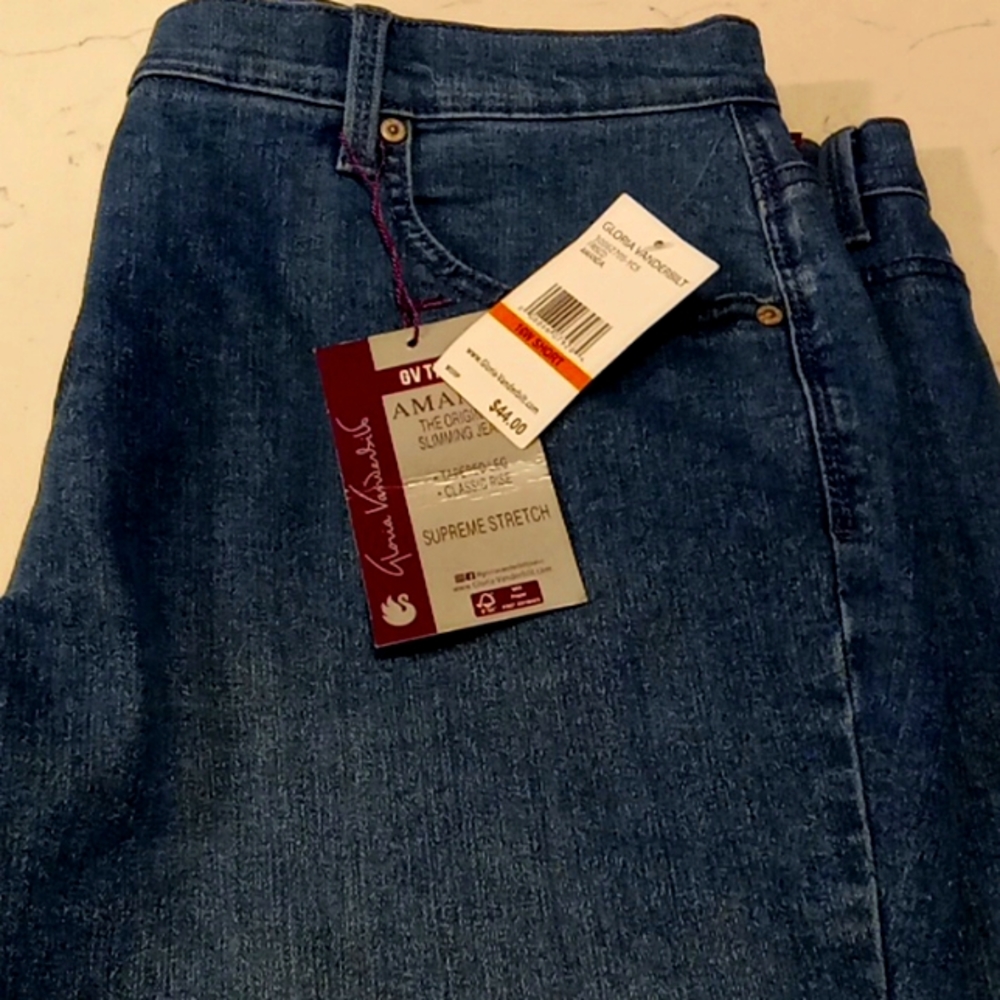 New Gloria Vanderbilt 16W short  jeans